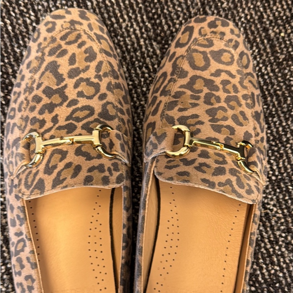 Poelman Leopard Odette loafers, size 40
Worn once, no box.